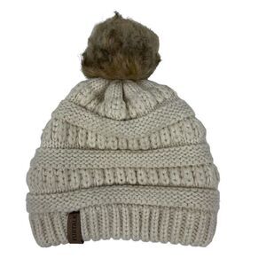 Furtalk Ivory Chunky Cable hat with Pom